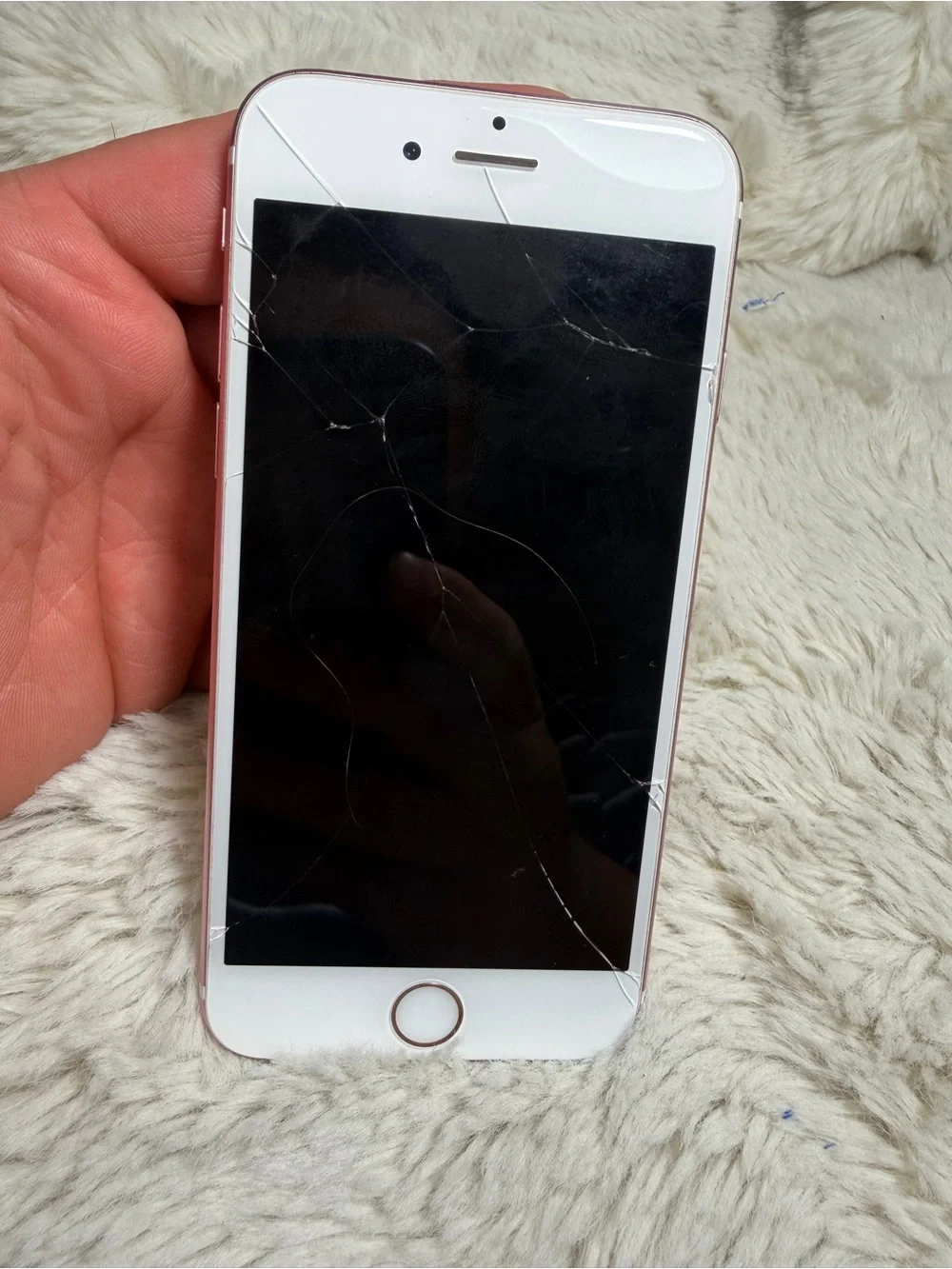 Apple iPhone 6s Rose Gold 64gb  for parts or repair